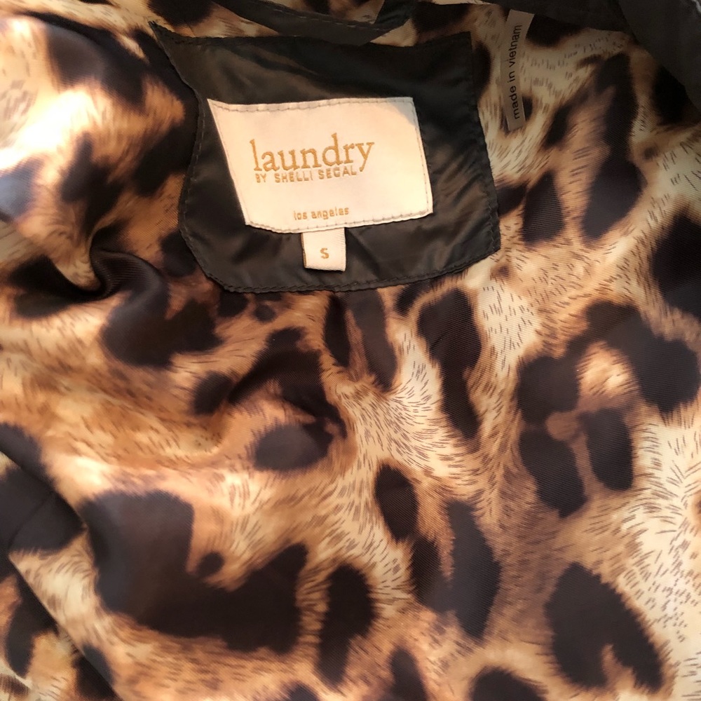 Laundry Jacket - Picture 4 of 4